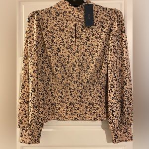 BNWT Eclair Long Sleeve Floral Mock Neck Blouse